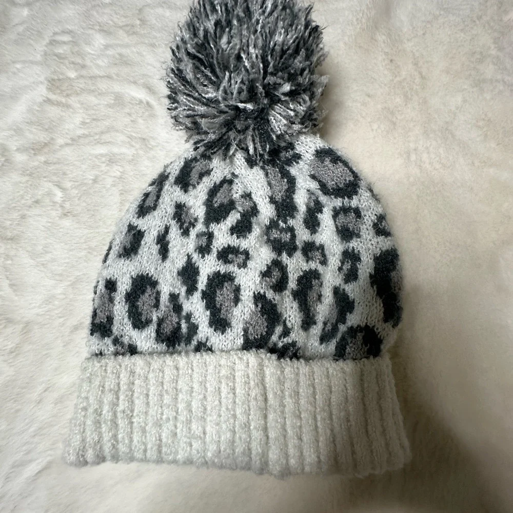 C.C Kids Gray Leopard Pom Beanie